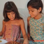 Gêmeas de 7 anos criam canal de vídeos sobre literatura infantil